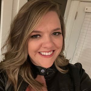 Meet your Posher, Anne